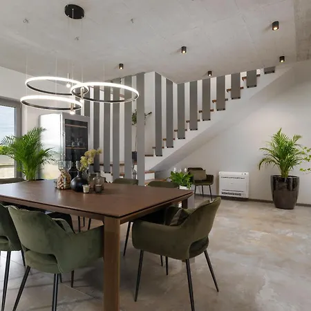 빌라 Luxury Lipa Tree *