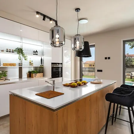 Luxury Lipa Tree * Novigrad Istria