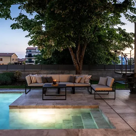 Luxury Lipa Tree * Novigrad Istria