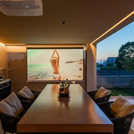 Luxury Lipa Tree * Novigrad Istria