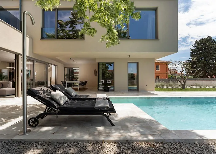 Luxury Lipa Tree Novigrad Istria