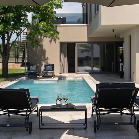 Luxury Lipa Tree Villa Novigrad Istria