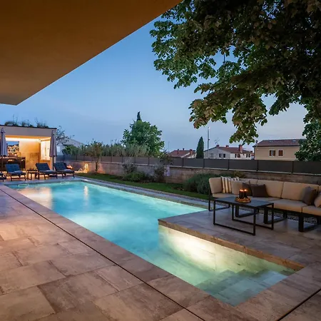 Luxury Lipa Tree Villa Novigrad Istria