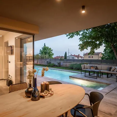 Luxury Lipa Tree * Novigrad Istria