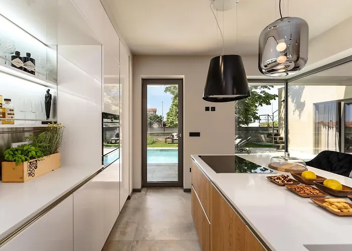 Luxury Lipa Tree Villa Novigrad Istria