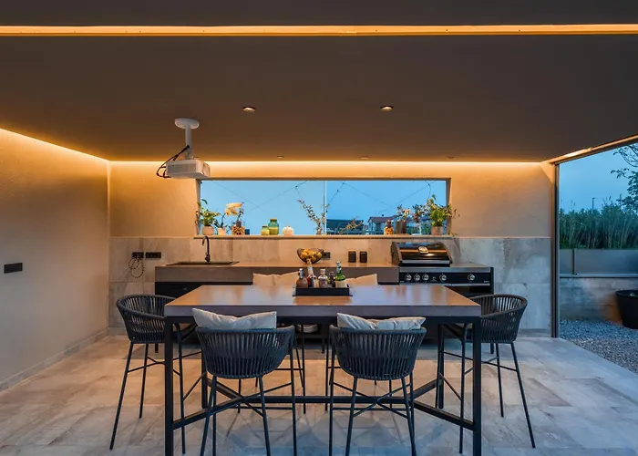 Villa Luxury Lipa Tree